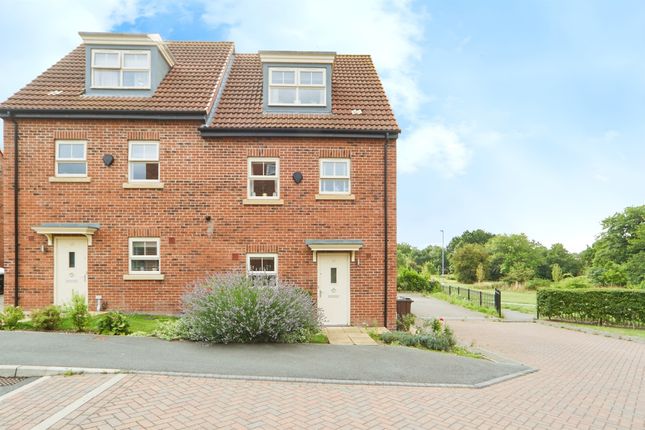 4 bedroom semi-detached house for sale