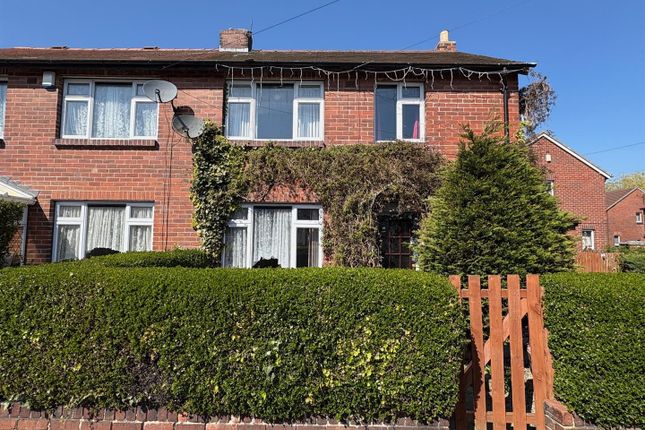 Third Avenue, Hightown, Liversedge 2 bed semi