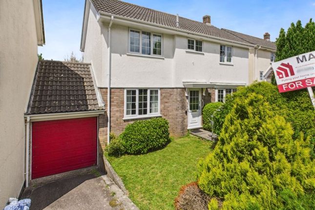 3 bedroom link detached house for sale