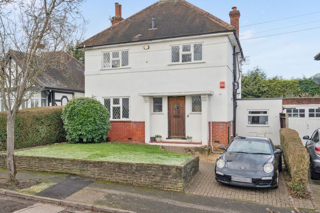 Winchester Drive, Pinner, HA5 4 bed detached house for sale