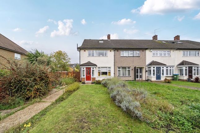 Tiverton Drive, London SE9 4 bed end of terrace house for sale