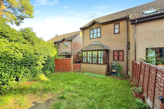 Maguire Drive, Camberley GU16 1 bed end of terrace house for sale