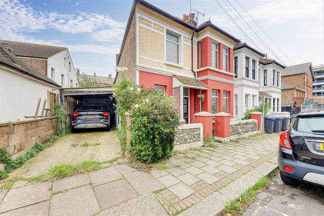 Elm Road, Worthing 4 bed end of terrace house for sale