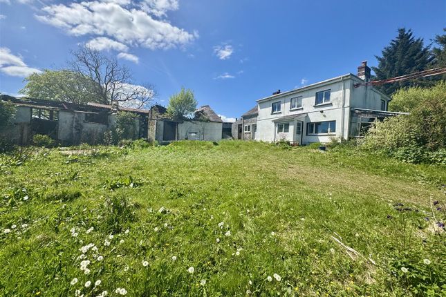 Llanfynydd, Carmarthen 3 bed property with land for sale