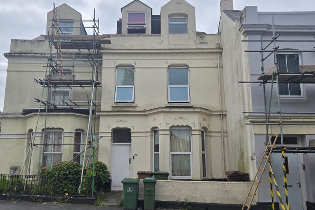 2 bedroom maisonette for sale