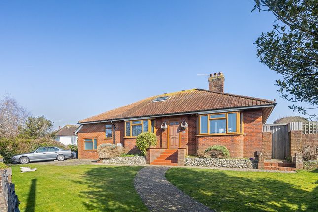 6 bed detached bungalow