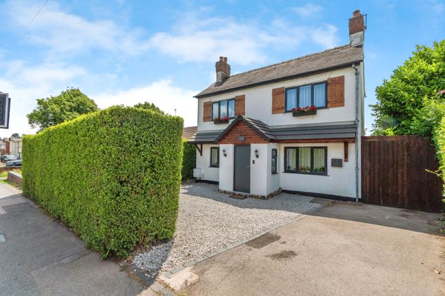 2 bedroom detached house for sale