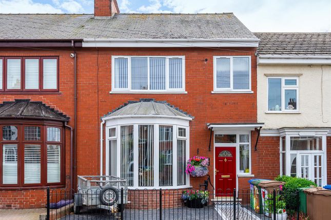 Park Avenue, Withernsea 3 bed terraced house for sale