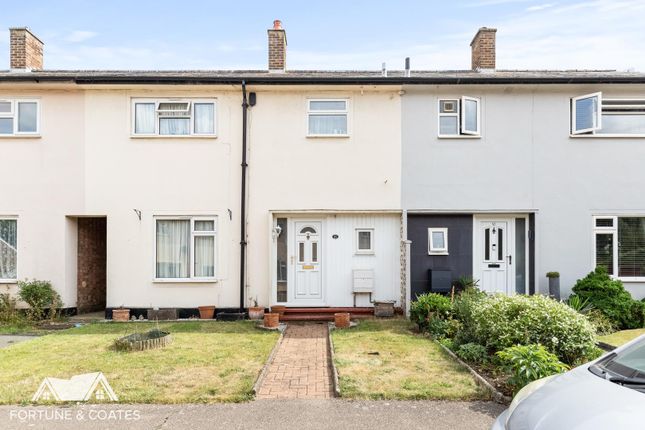 Stackfield, Harlow 3 bed terraced house for sale