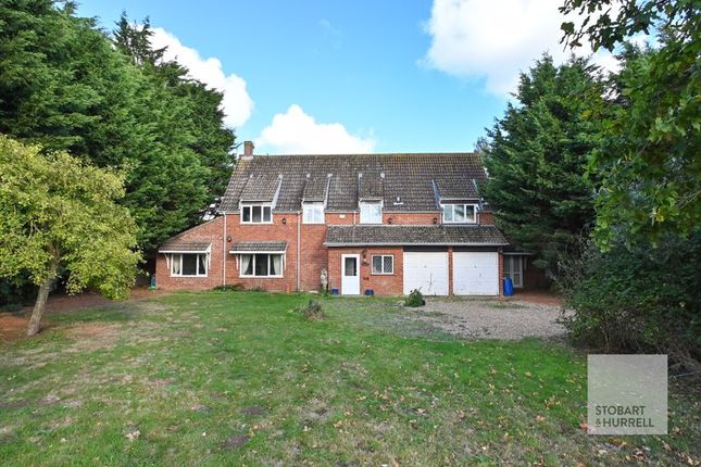 Smallburgh Road, Norwich NR12 6 bed detached house for sale