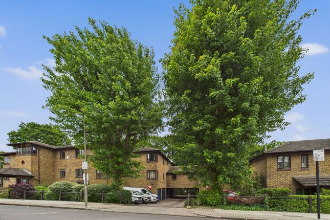 Hillbury Road, Balham 1 bed flat for sale