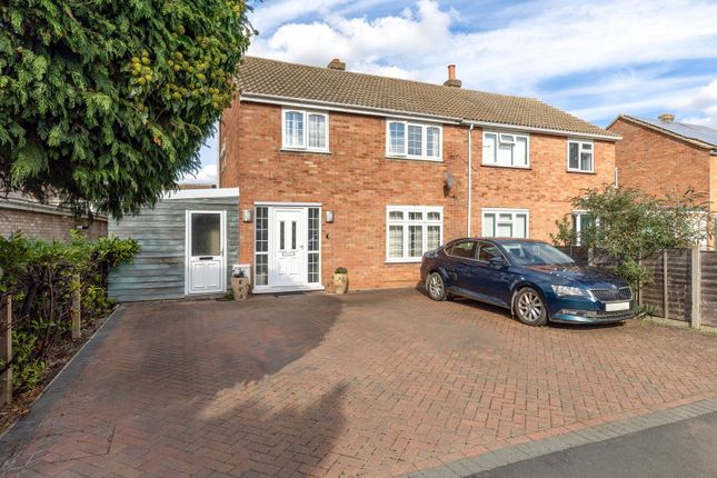 3 bedroom semi-detached house for sale
