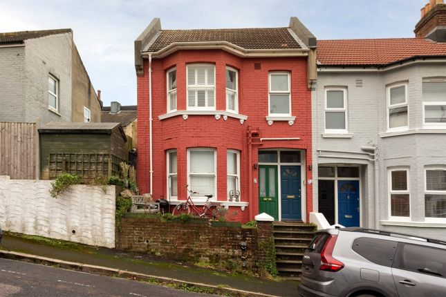 Bembridge Street, Brighton BN2 2 bed apartment for sale