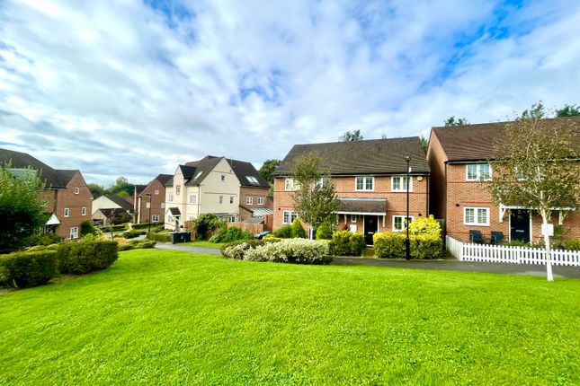 3 bed semi-detached house