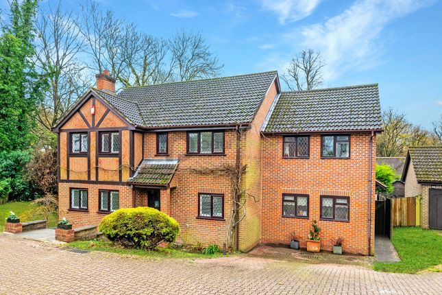 Farrers Place, Shirley Hills 6 bed detached house for sale