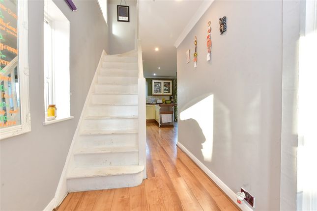 Ashford Road, Canterbury, Kent 3 bed detached house for sale