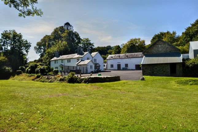 6 bedroom country house for sale