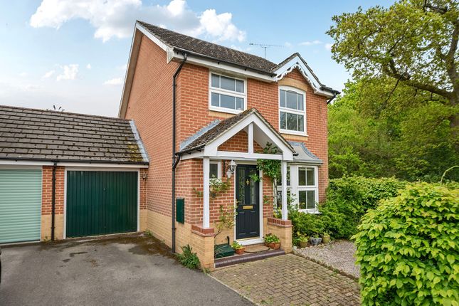 Whitebeam Close, Colden Common, SO21 3 bed link detached house for sale