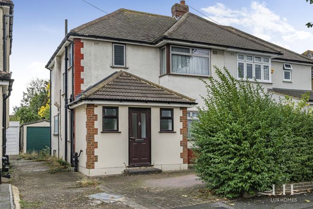 3 bedroom semi-detached house for sale