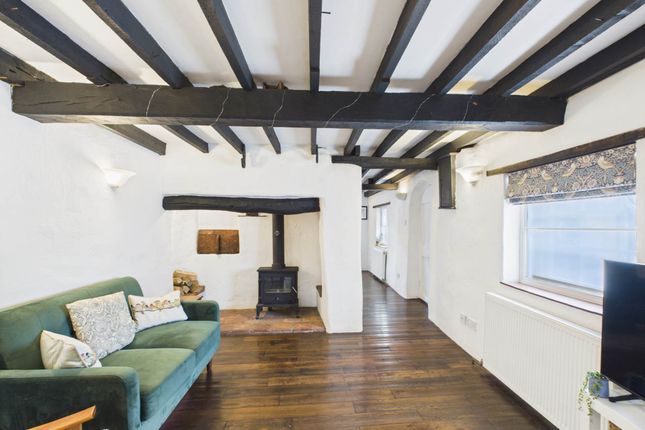 Dollicott, Haddenham 3 bed detached house for sale