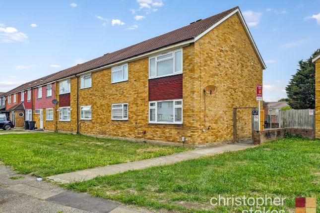 Shortmead Drive, Cheshunt... 1 bed ground floor flat for sale