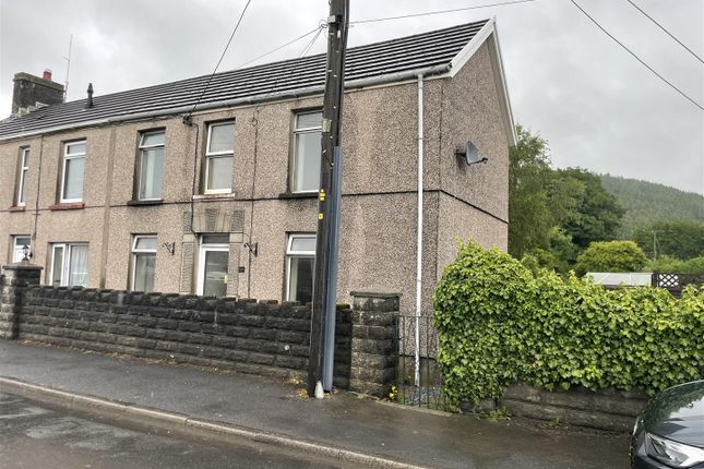 Lando Road, Pembrey, Burry Port 3 bed semi