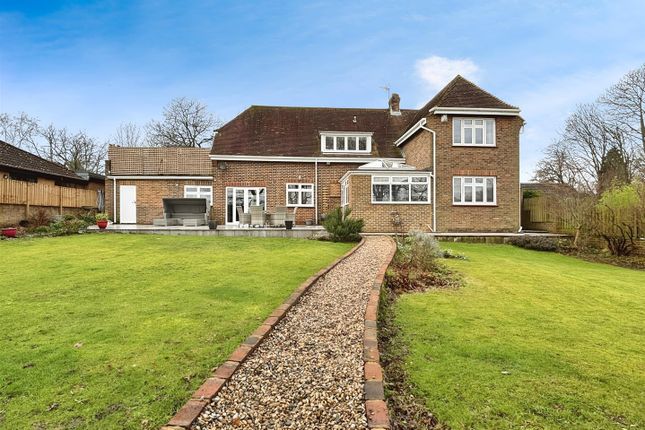 Maidstone Road, Chatham 4 bed detached house for sale