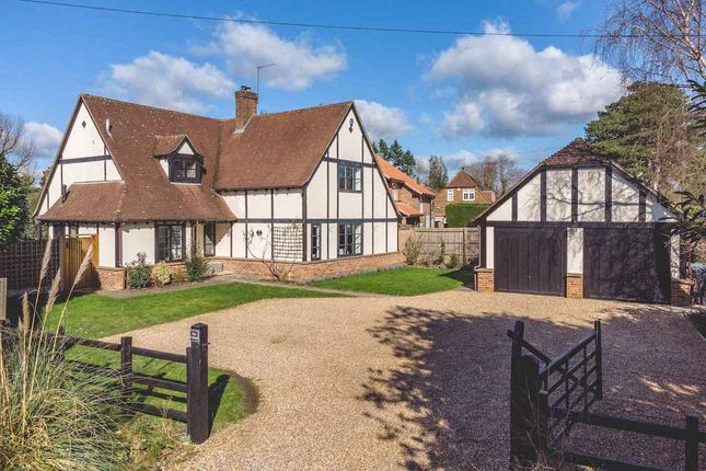 Grays Park Road, Stoke Poges SL2 4 bed detached house for sale