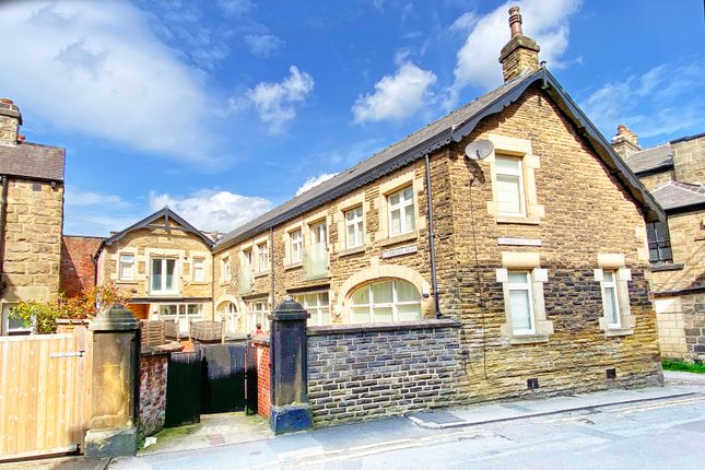 Cambridge Terrace, Harrogate 6 bed mews for sale