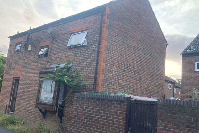Redriff Road,London 4 bed detached house for sale