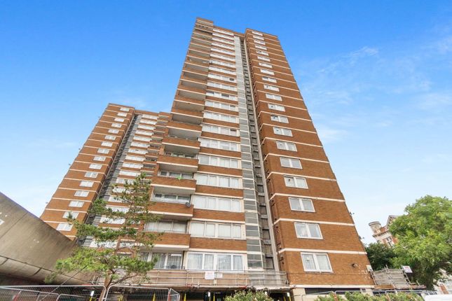 Kipling Estate, London SE1 2 bed flat for sale