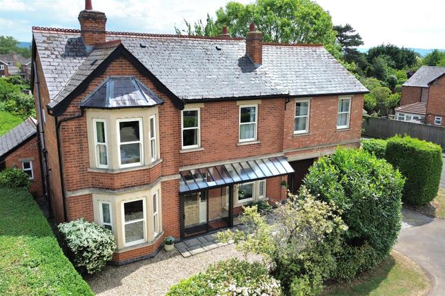 Oxstalls Lane, Longlevens, Gloucester 5 bed detached house for sale