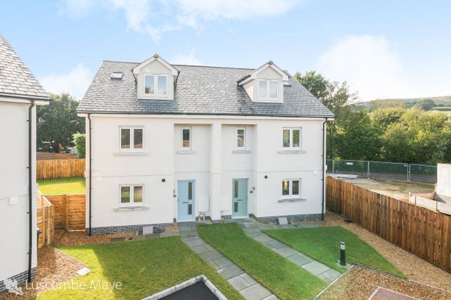 4 bedroom semi-detached house for sale