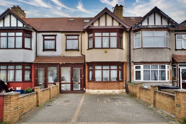 Eastern Avenue, Ilford IG2 4 bed house for sale