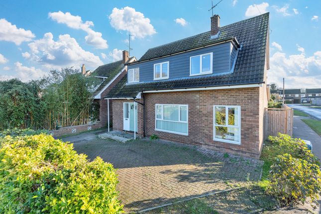 Garden Walk, Royston SG8 4 bed detached house for sale