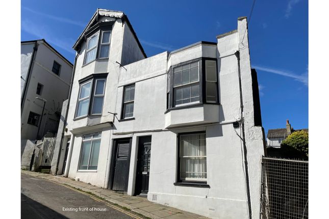 3 bed semi-detached house