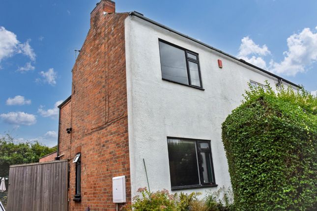 2 bedroom semi-detached house for sale
