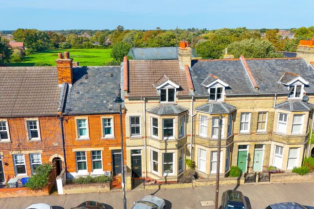 High Street, Newmarket CB8 4 bed terraced house for sale