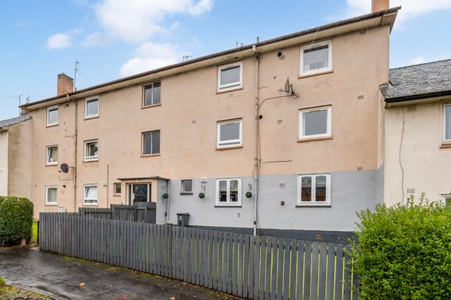 24/4 Ivanhoe Crescent, Edinburgh... 2 bed flat for sale