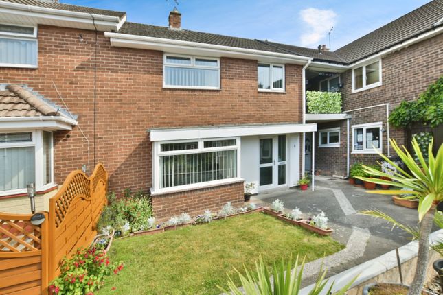 Avon Close, Acton, Wrexham, LL12 4 bed semi
