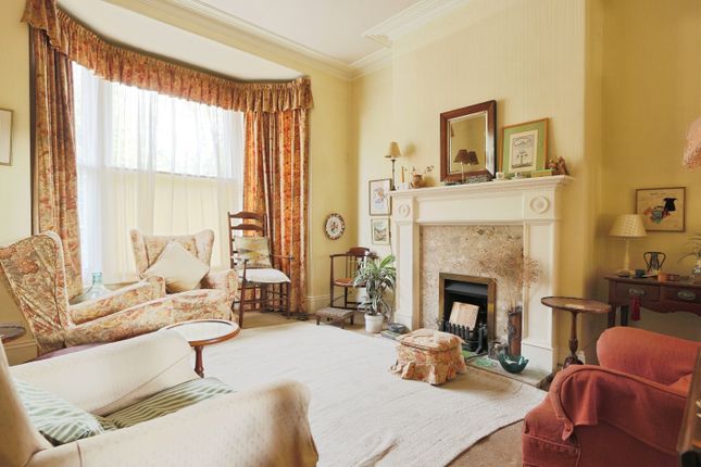 Arlington Avenue, Cottingham,HU16 4DP 3 bed terraced house for sale