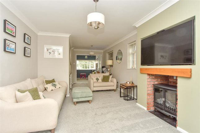4 bed detached house