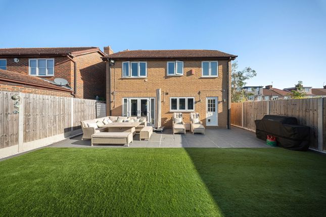 Brindle Gate, Sidcup DA15 6 bed detached house for sale