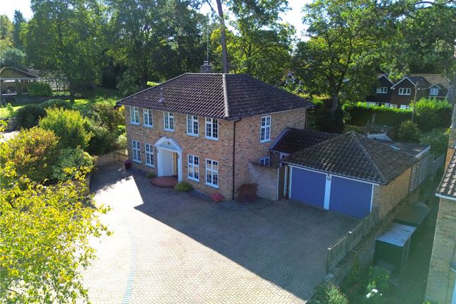 Curtis Road, Alton, Hampshire, GU34 4 bed detached house for sale