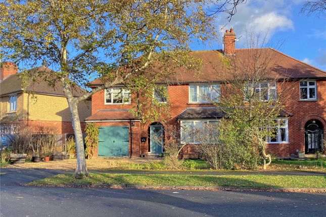 Clarendon Avenue, Trowbridge 4 bed semi