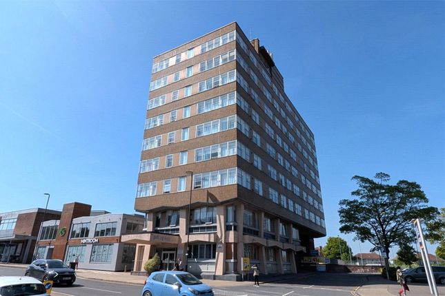 Priory Heights, Bedfordshire LU5 1 bed apartment for sale