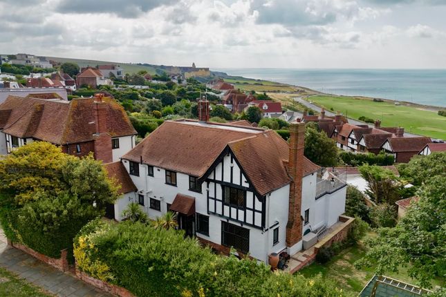 Roedean Crescent, Brighton BN2 3 bed detached house for sale