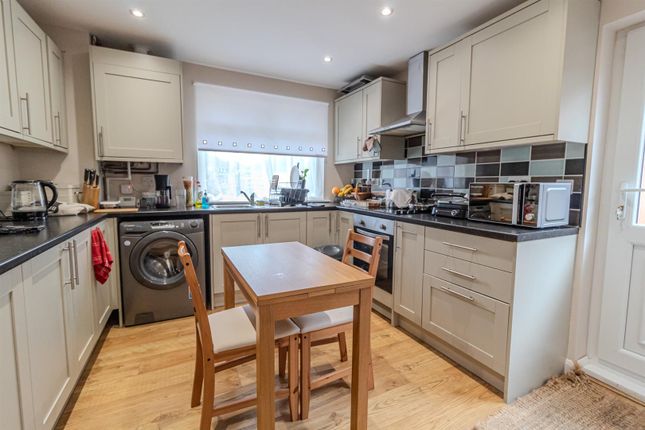Perlethorpe Avenue, Gedling, Nottingham 3 bed detached bungalow for sale