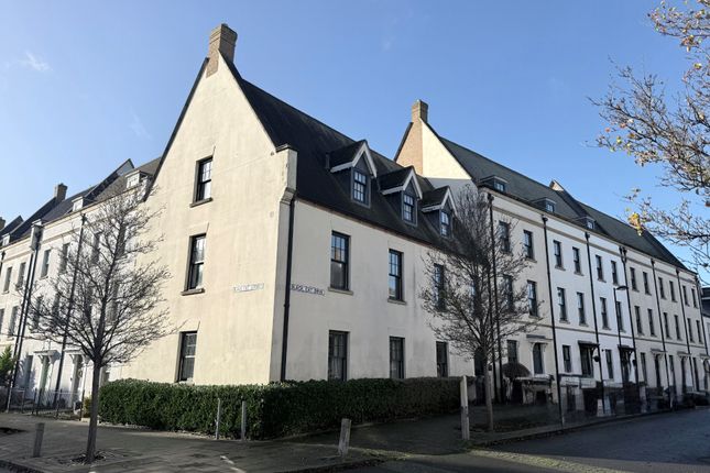 Black Cat Drive, Upton, NN5 4EA 3 bed apartment for sale