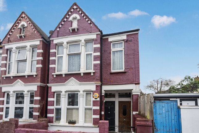 3 bedroom maisonette for sale